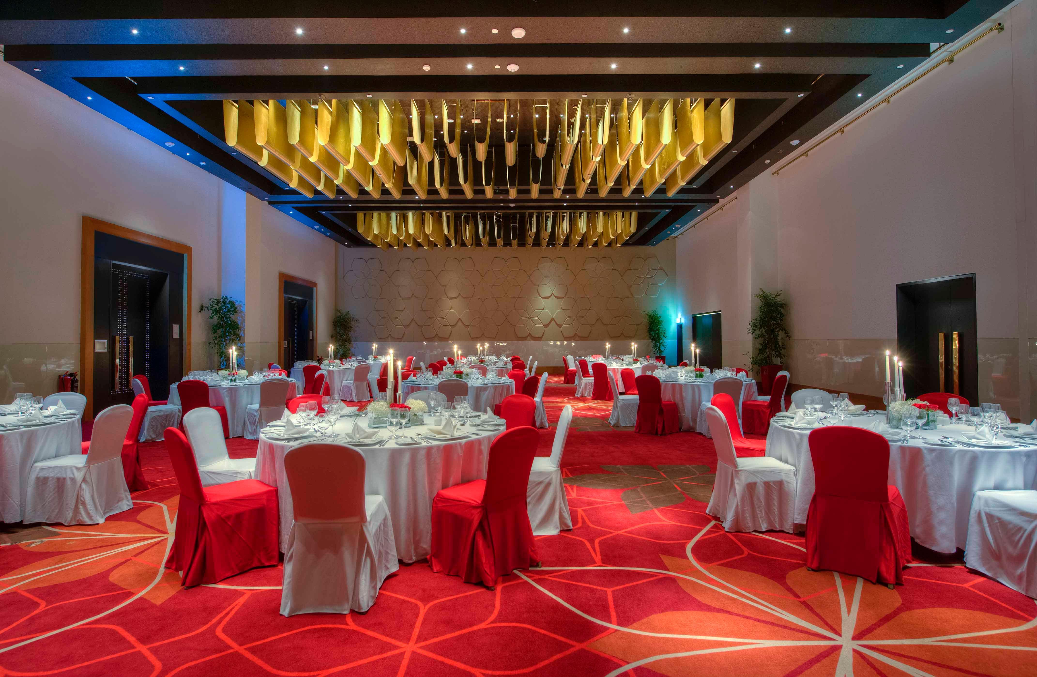 Crowne Plaza Yas Island By Ihg Hotel Abu Dhabi Ngoại thất bức ảnh