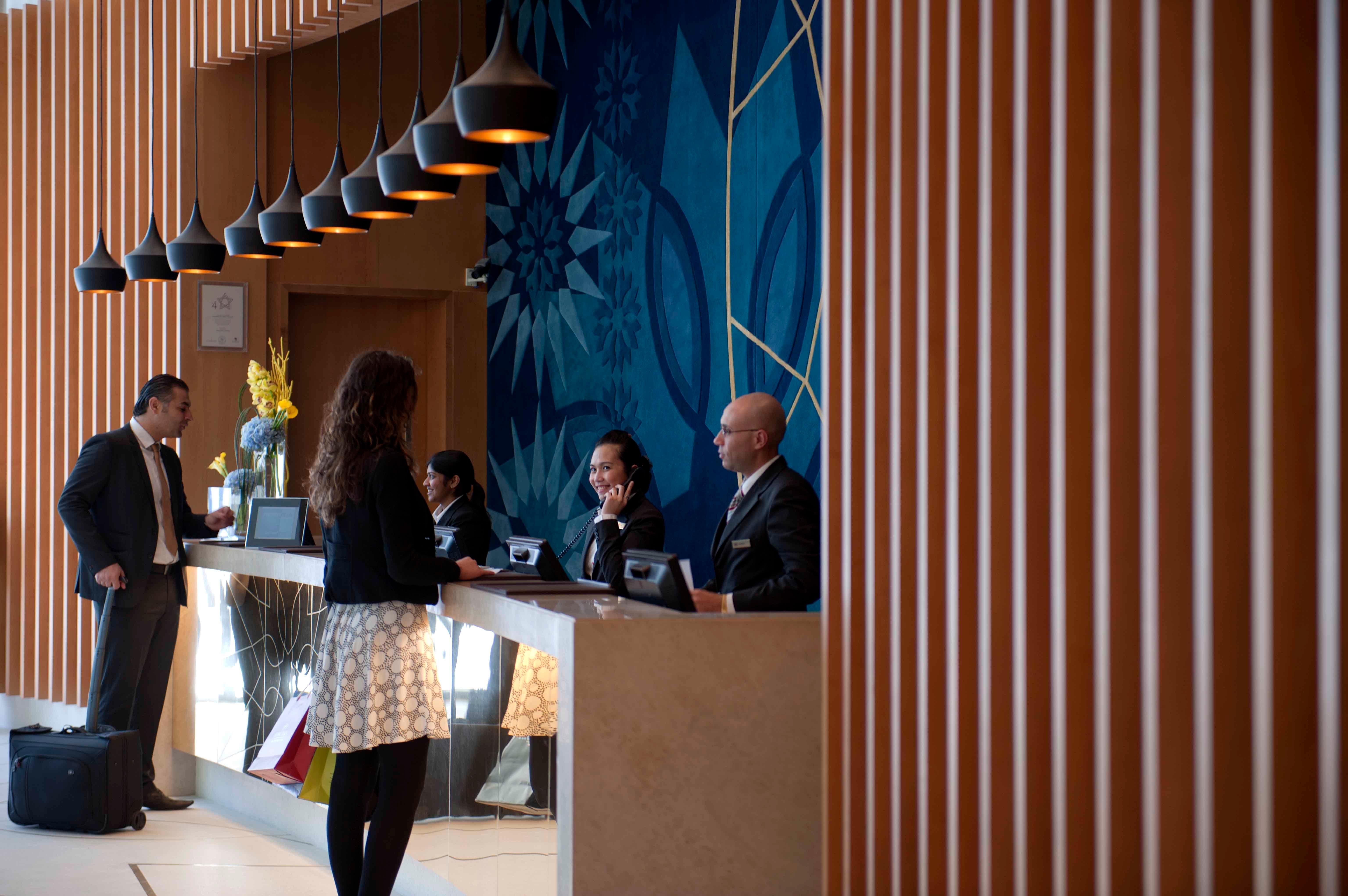 Crowne Plaza Yas Island By Ihg Hotel Abu Dhabi Ngoại thất bức ảnh